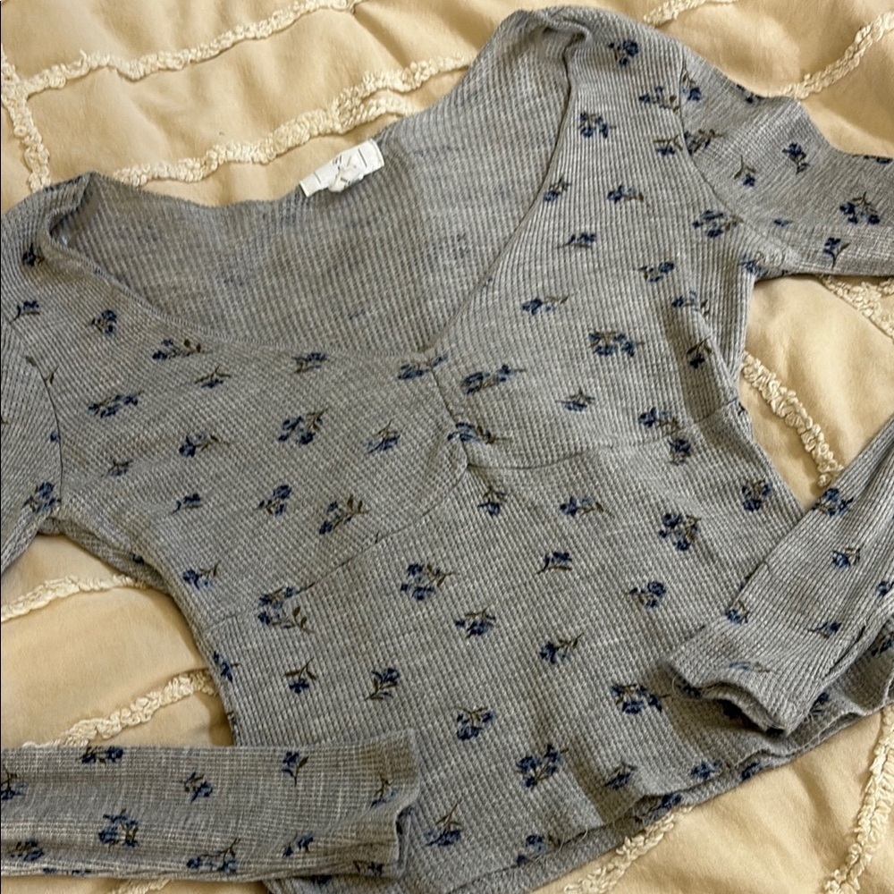 Tilly's Blue & Gray Fitted Crop Blouse - Picture 3 of 4
